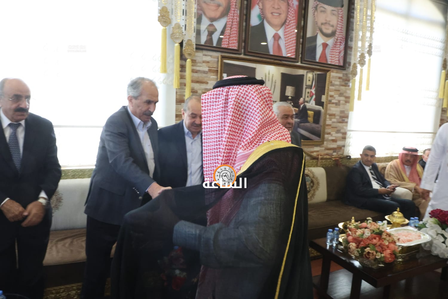 Madar Al-Saa Images 0.47548026278636313