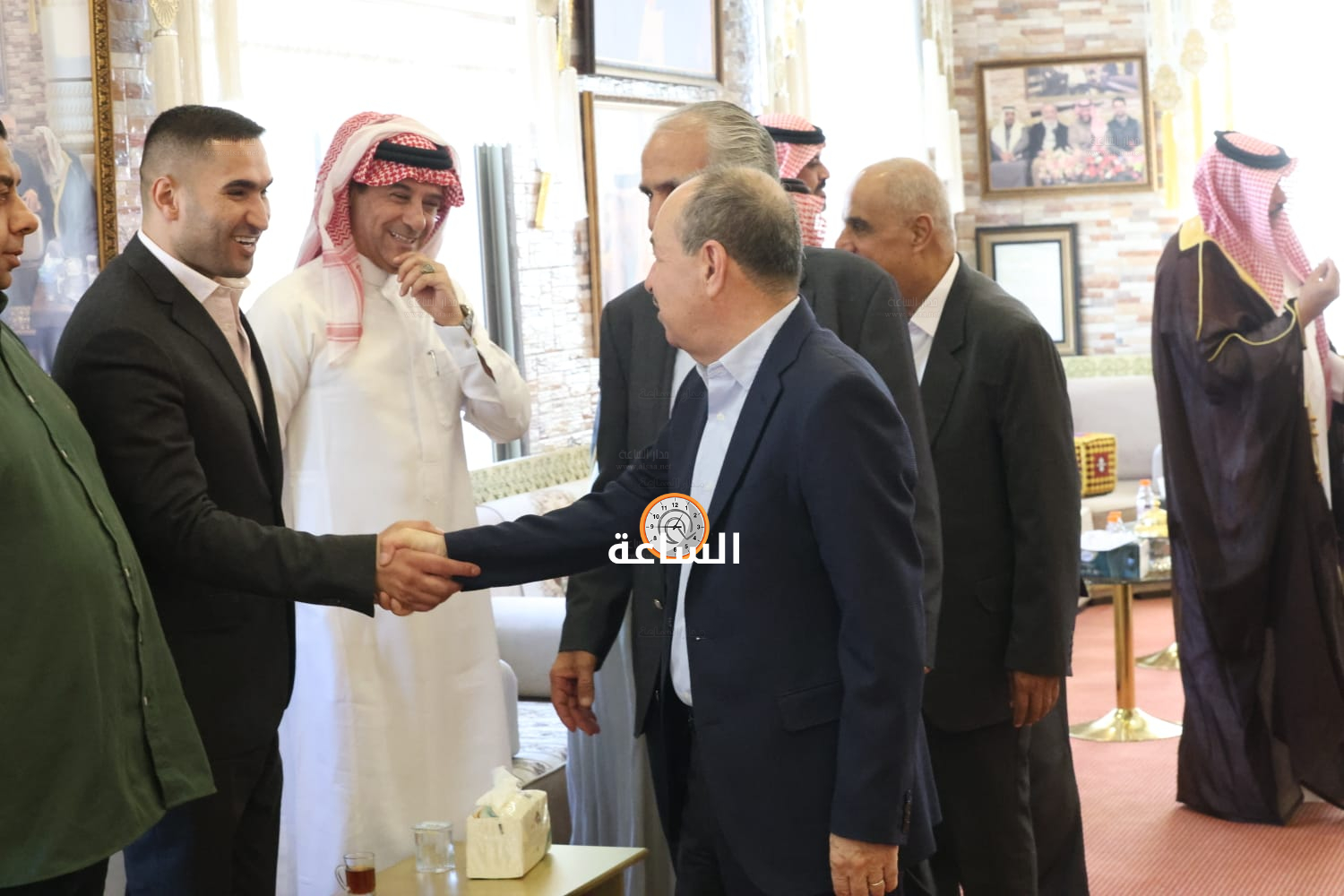 Madar Al-Saa Images 0.32128628977452756