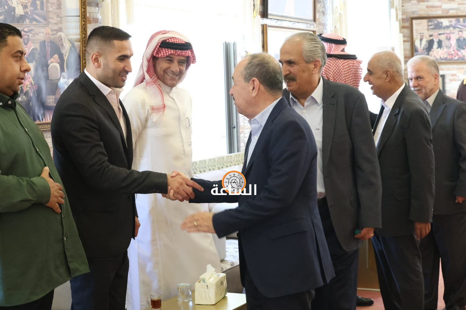 Madar Al-Saa Images 0.12461348814438877