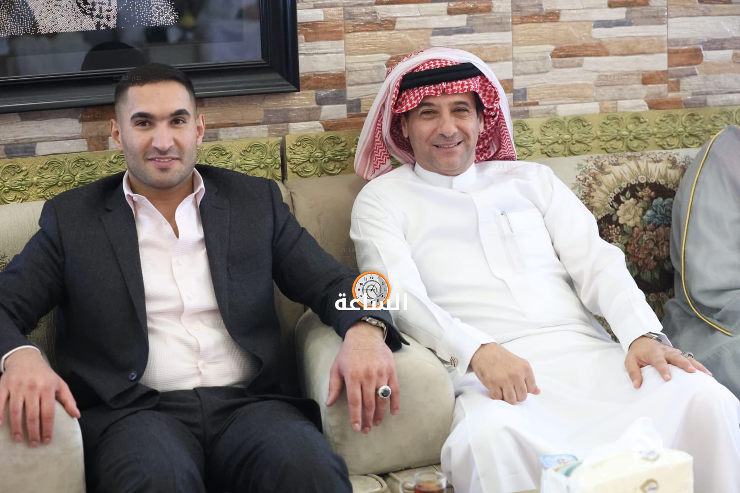 Madar Al-Saa Images 0.820531423145108