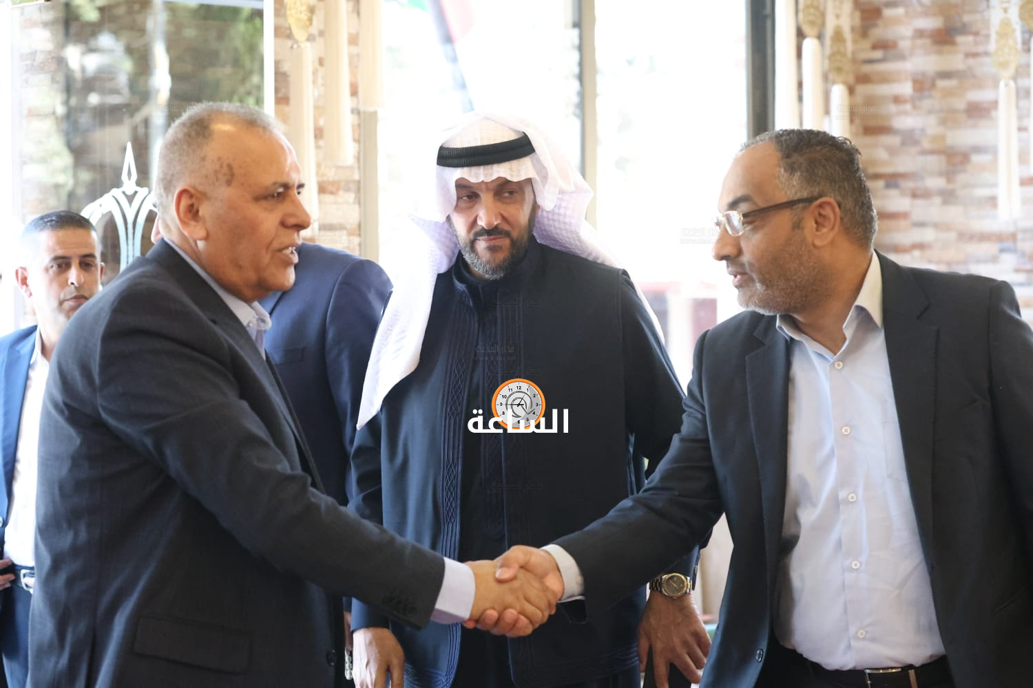 Madar Al-Saa Images 0.2819480336284964