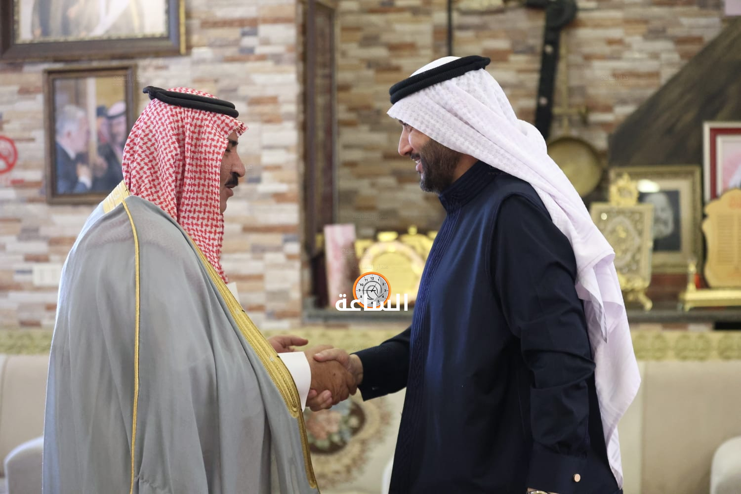 Madar Al-Saa Images 0.6217425216226828