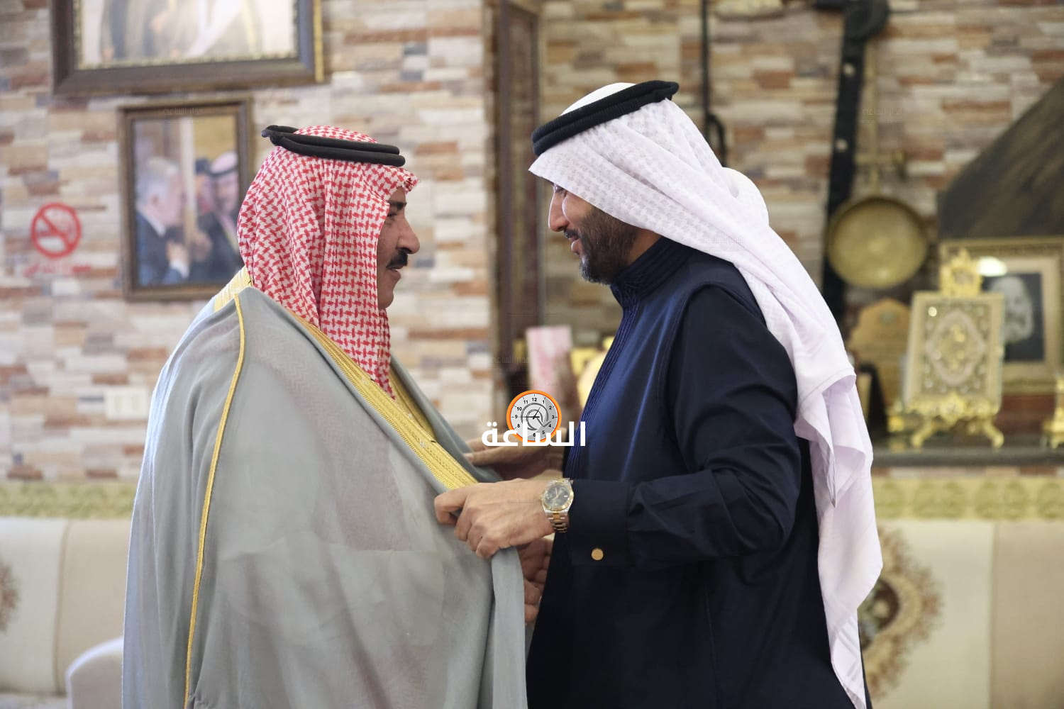 Madar Al-Saa Images 0.028804029199988368