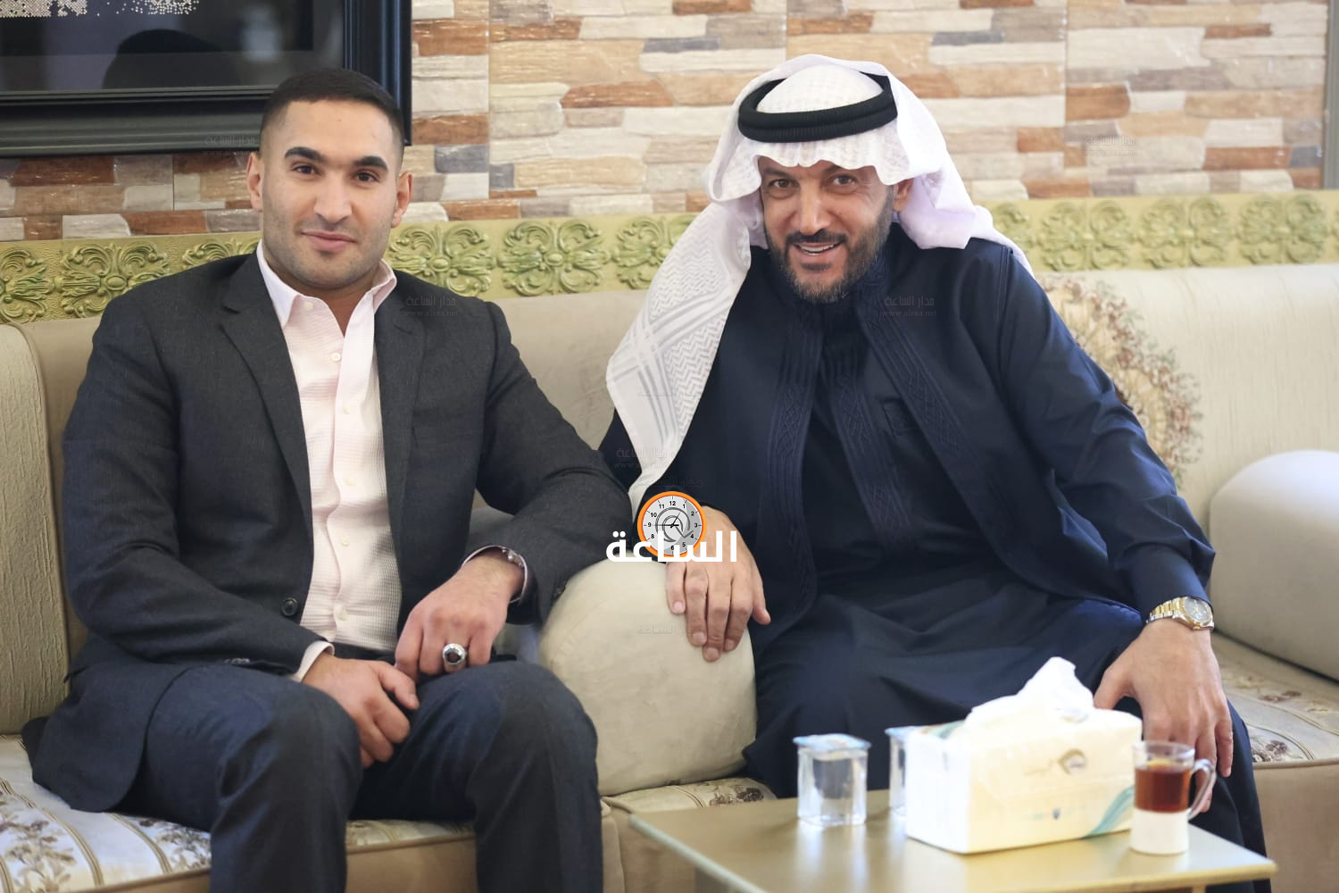 Madar Al-Saa Images 0.48683878177455997