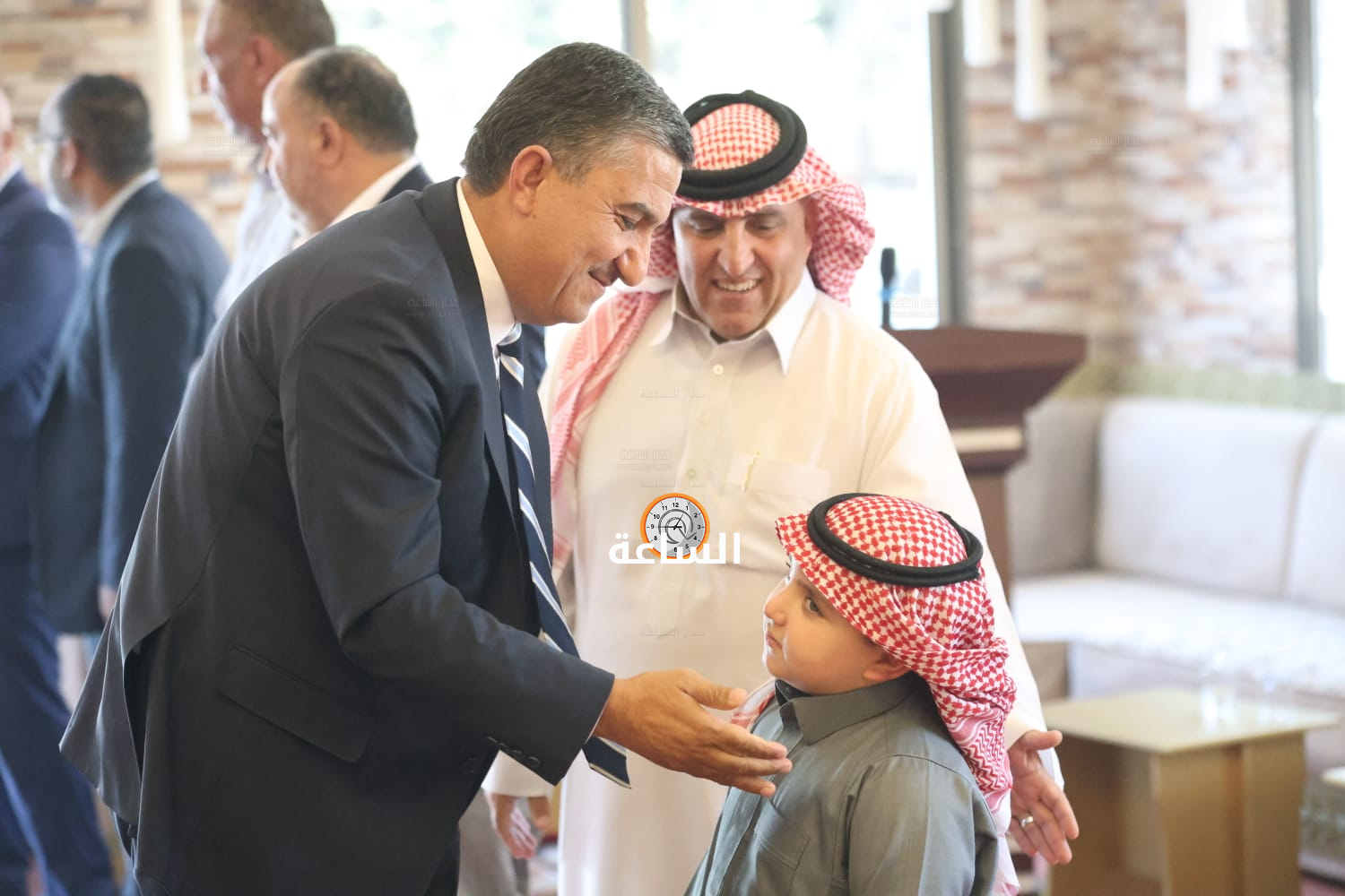 Madar Al-Saa Images 0.2715253207333119