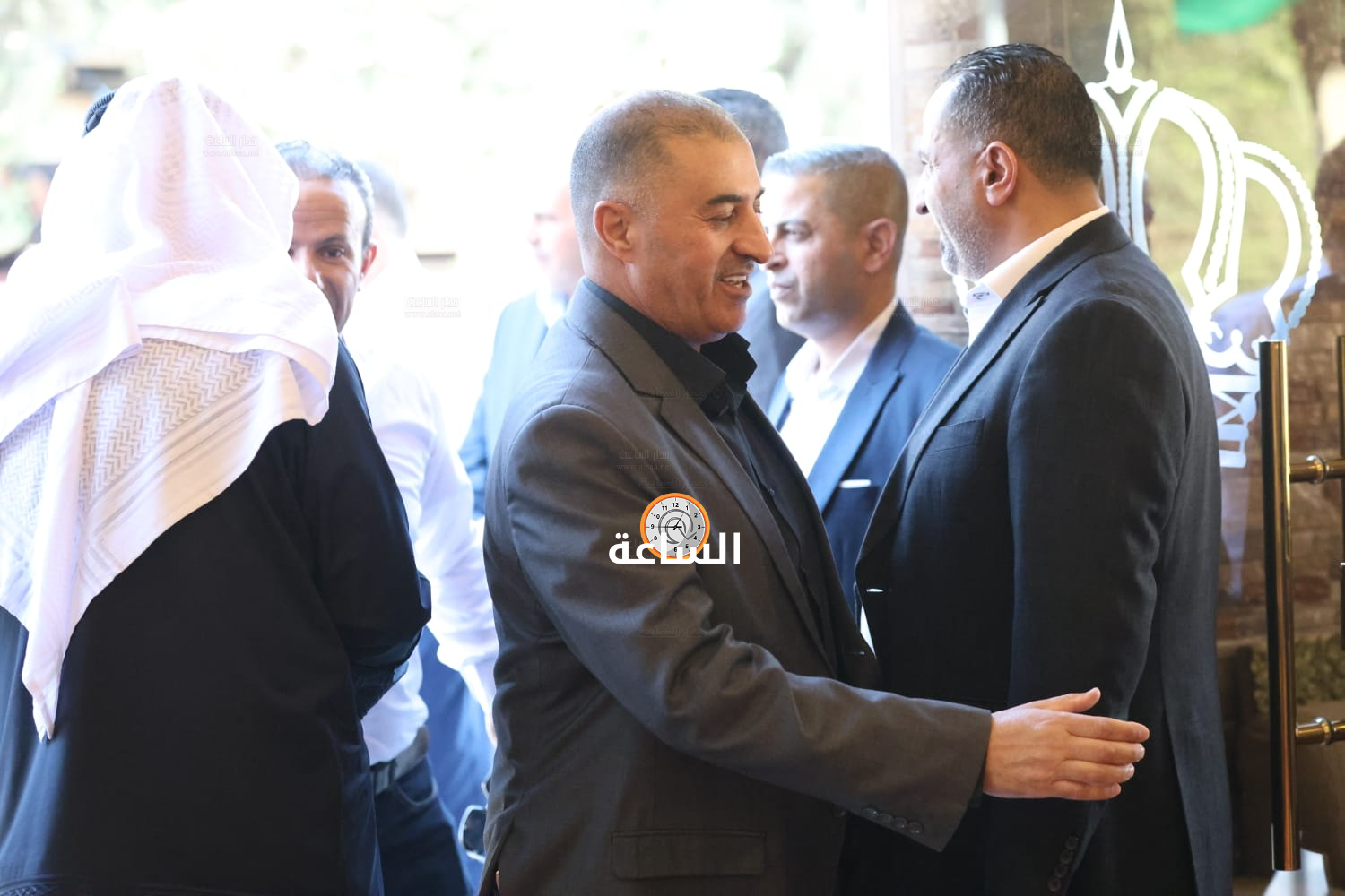 Madar Al-Saa Images 0.6423375548329697