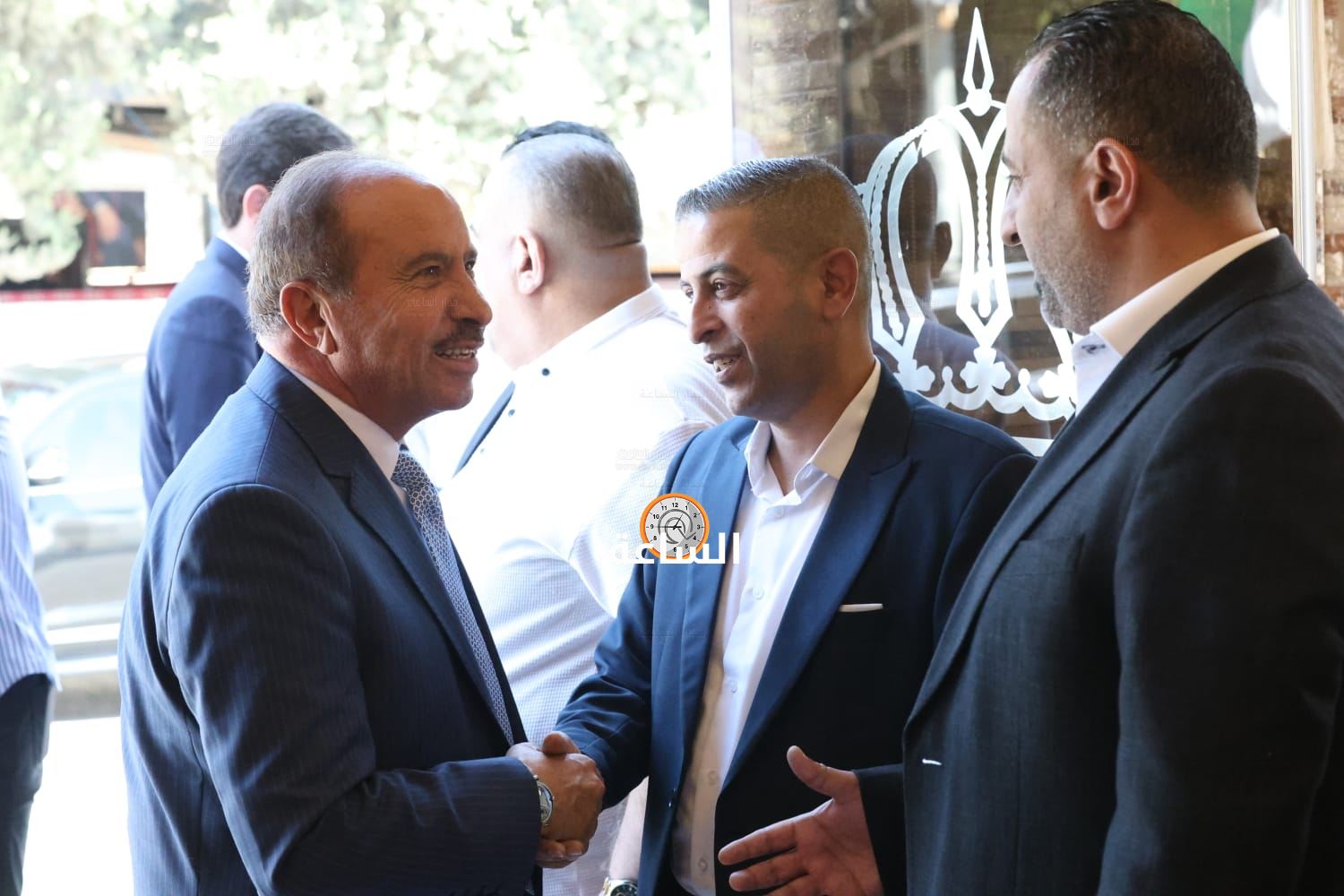 Madar Al-Saa Images 0.3174439123347035