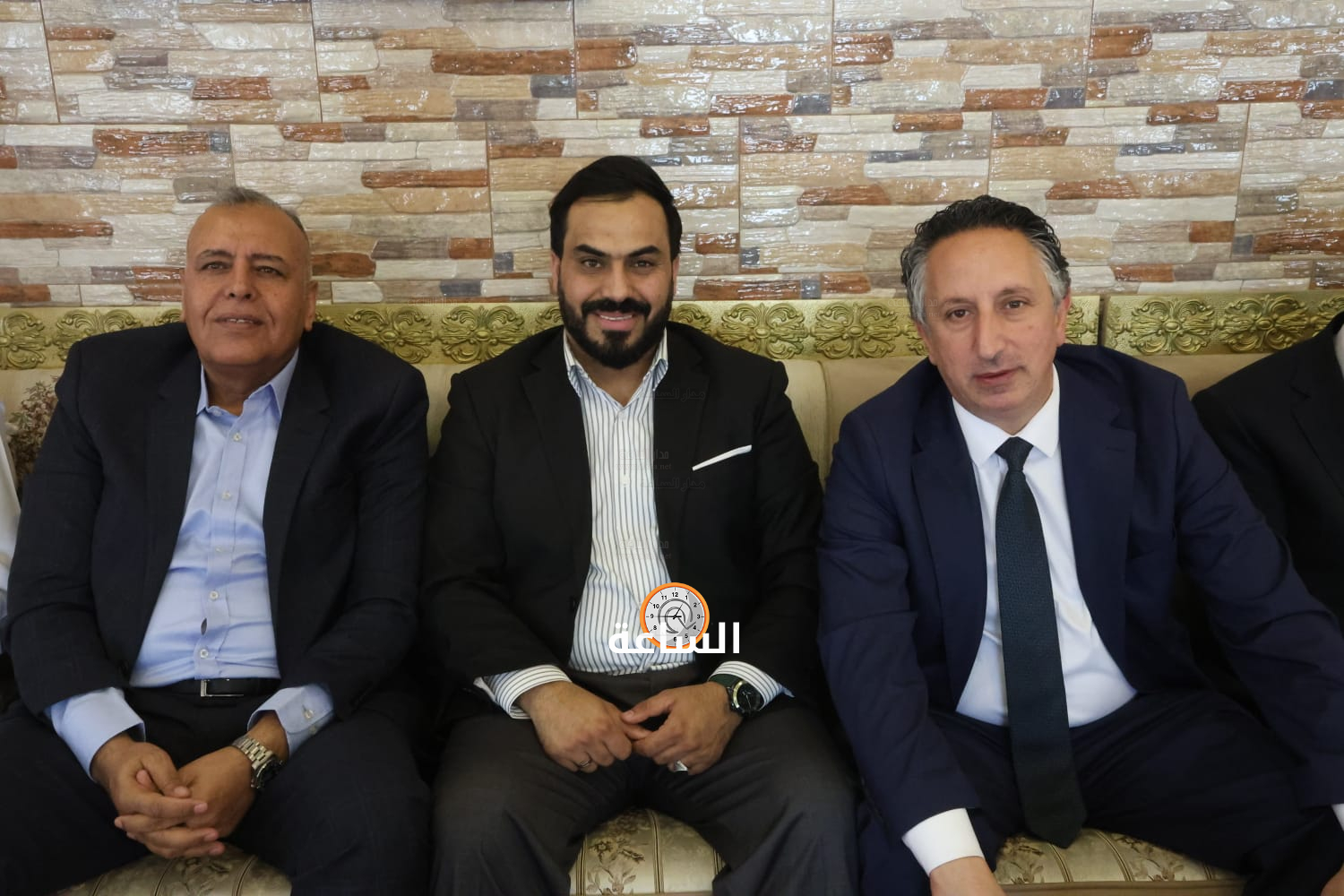 Madar Al-Saa Images 0.144310960574084