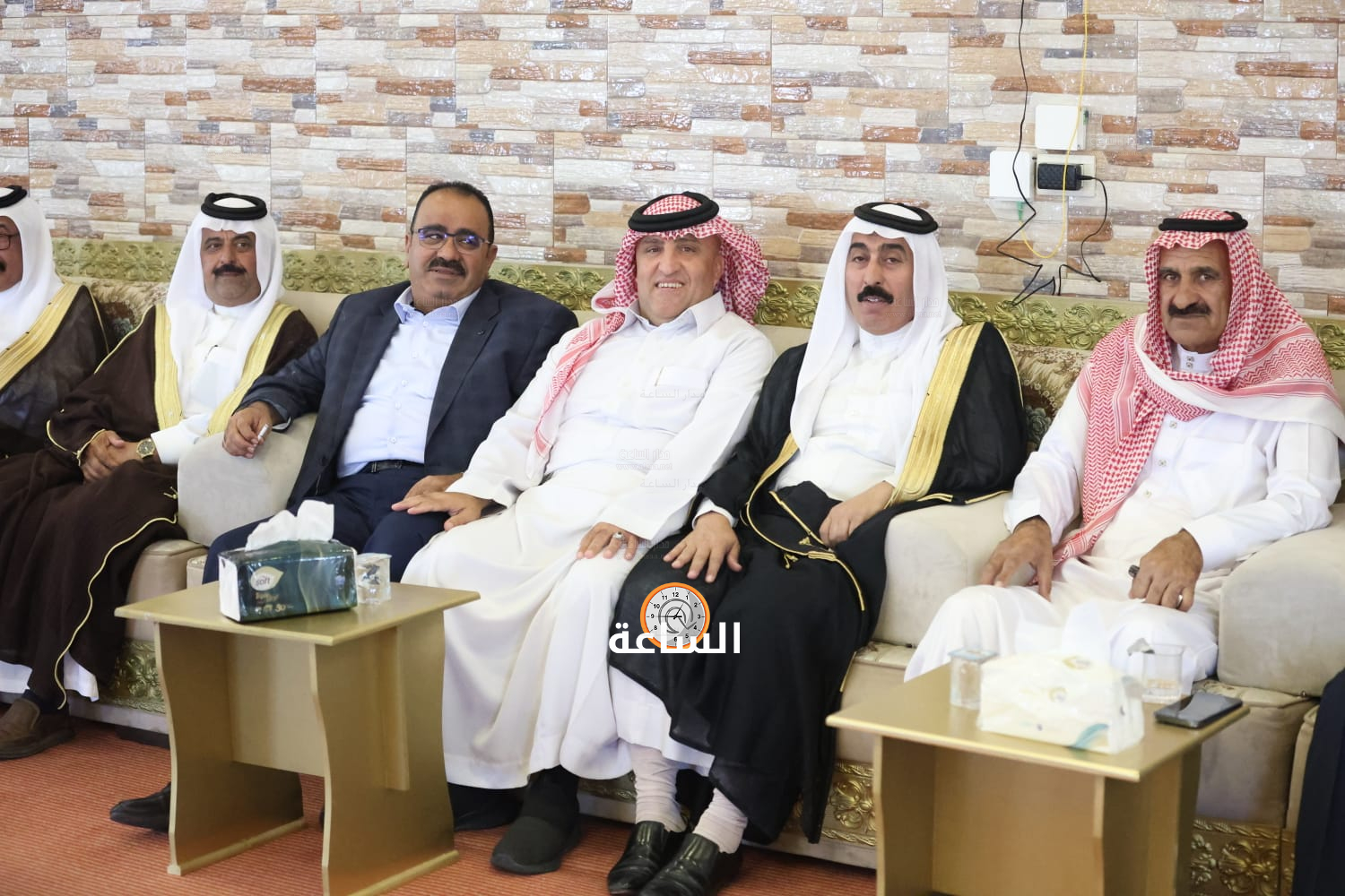 Madar Al-Saa Images 0.5313987459057006