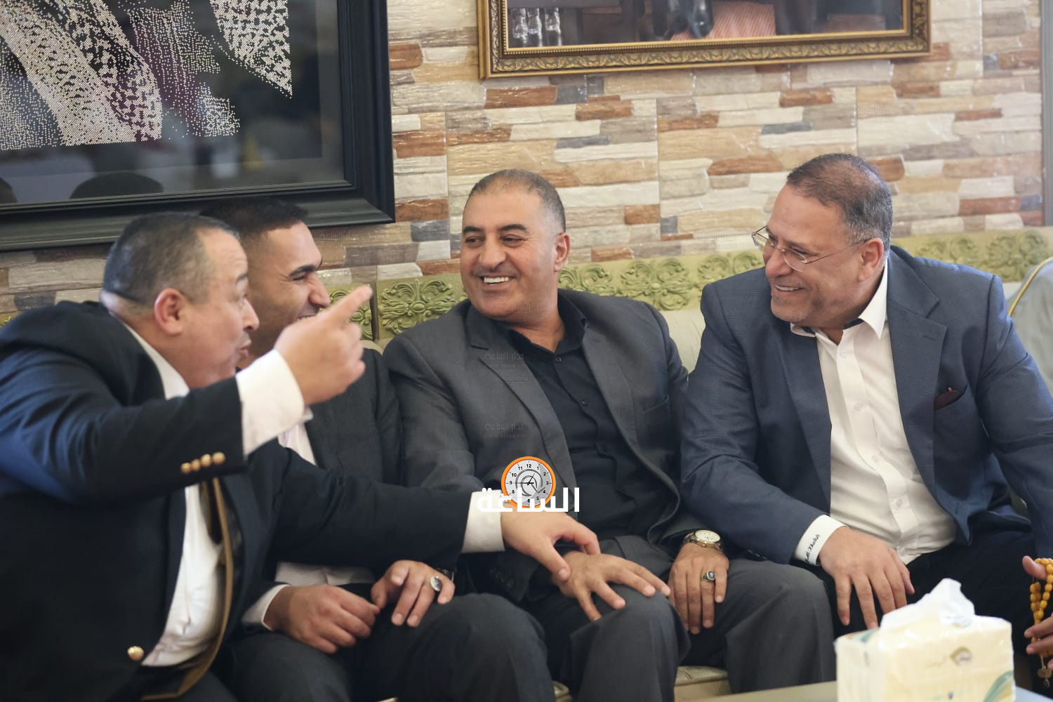 Madar Al-Saa Images 0.9323158077829662