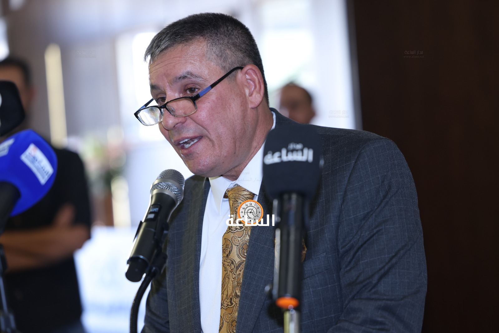 Madar Al-Saa Images 0.8691379412632936