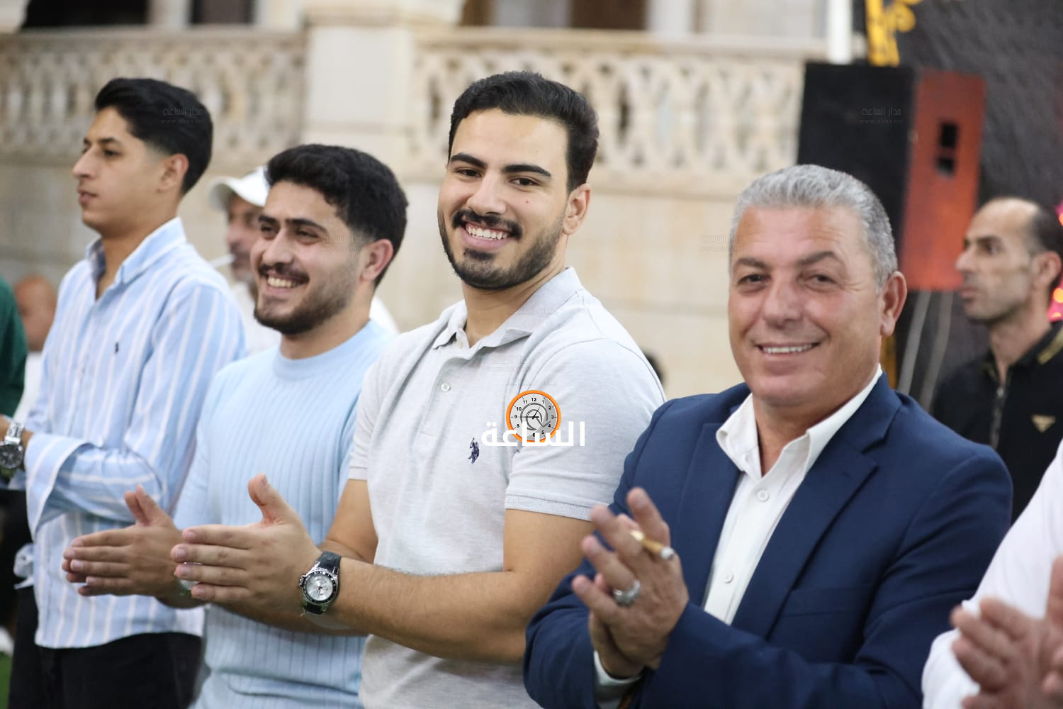 Madar Al-Saa Images 0.8899969688335978