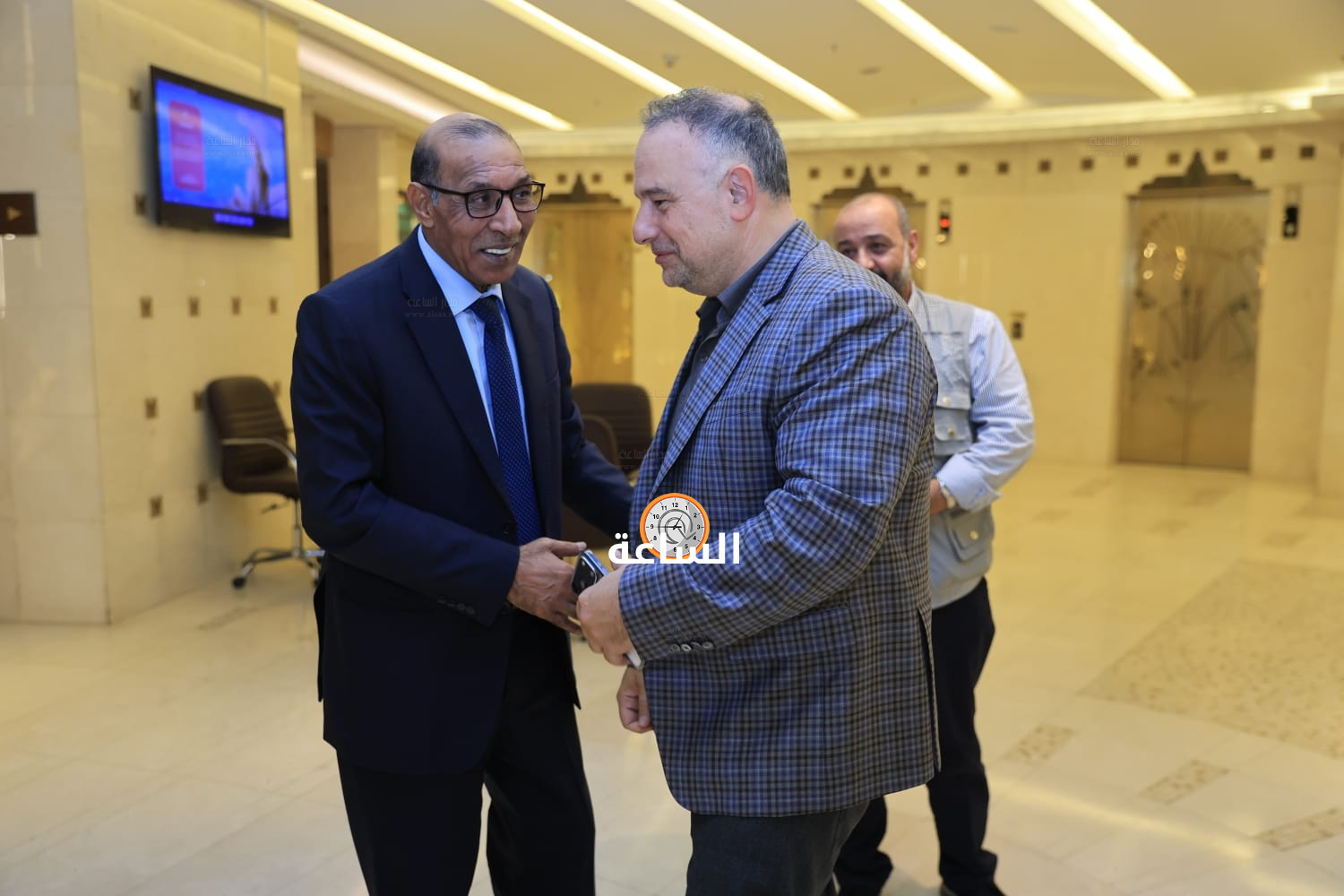 Madar Al-Saa Images 0.027468860901213588