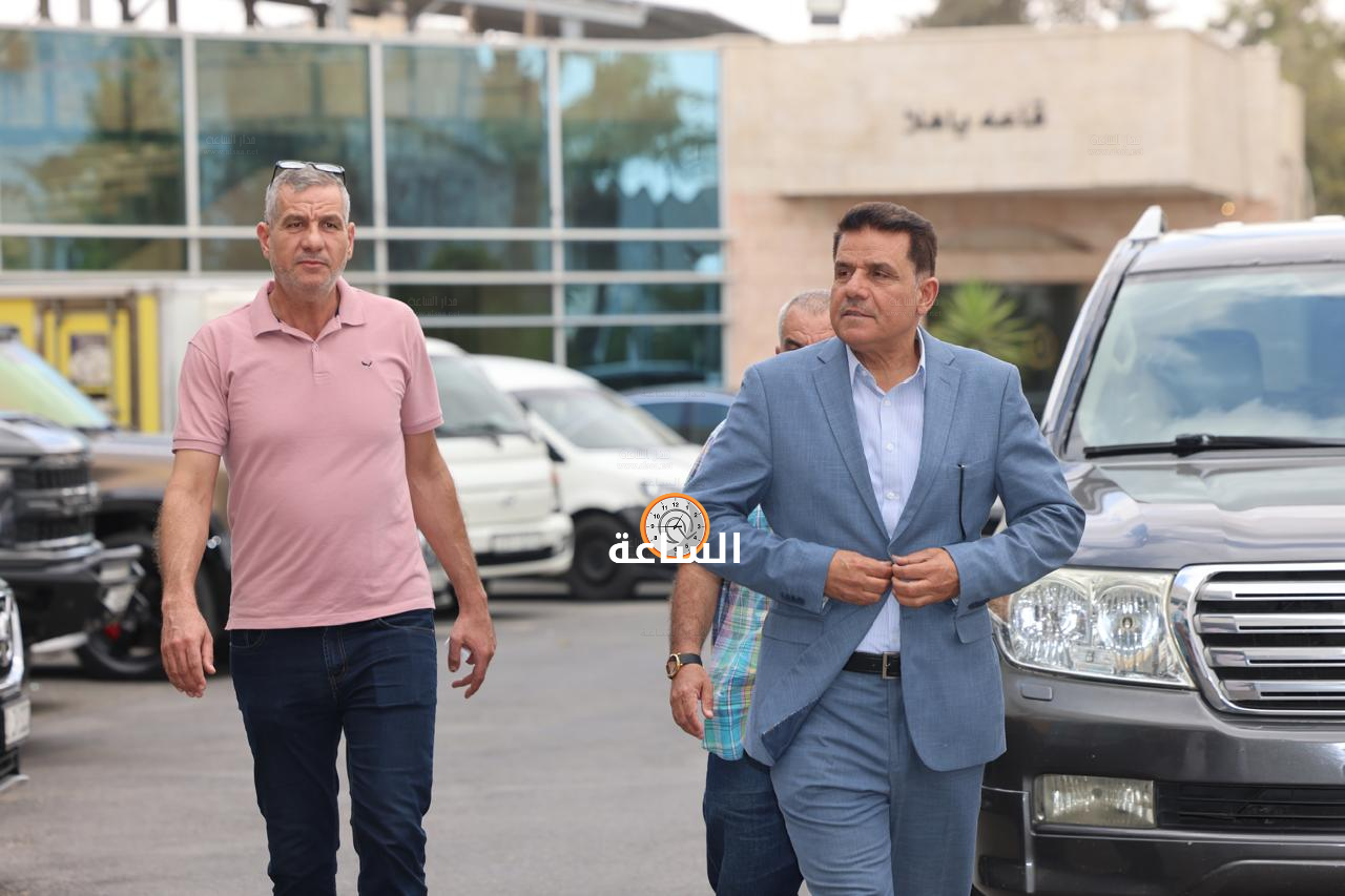 Madar Al-Saa Images 0.24243685778643742