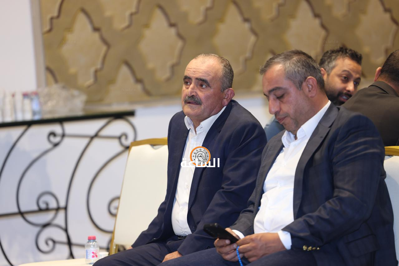 Madar Al-Saa Images 0.3045676765698717