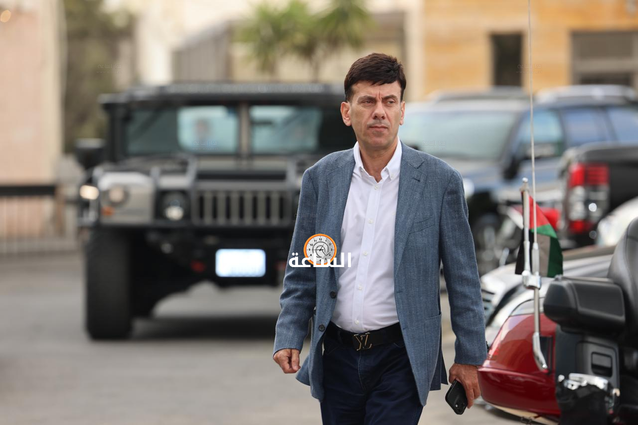 Madar Al-Saa Images 0.8102837760871332
