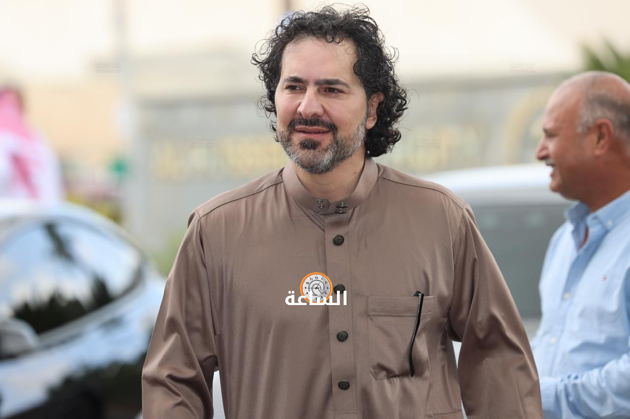 Madar Al-Saa Images 0.024242192450055988