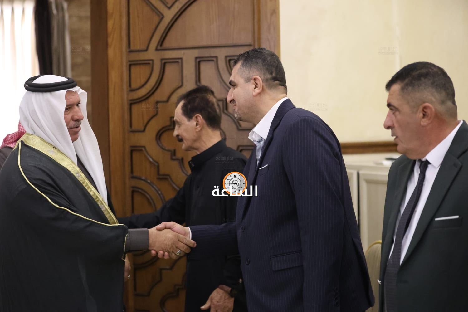 Madar Al-Saa Images 0.9944608535640347
