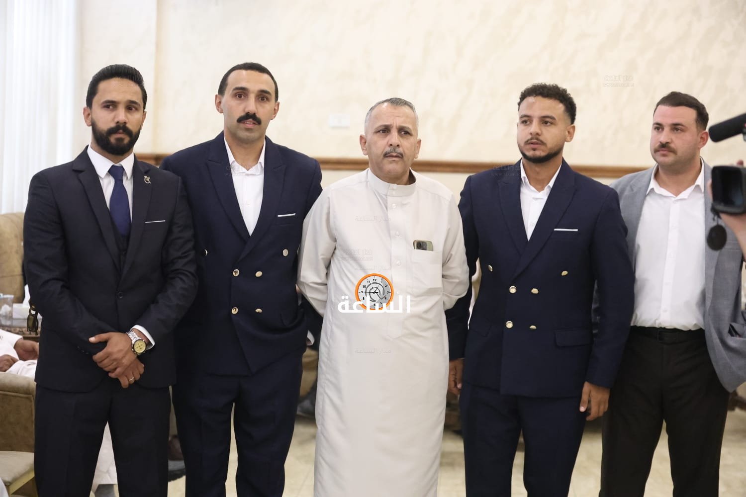 Madar Al-Saa Images 0.8609029566935287