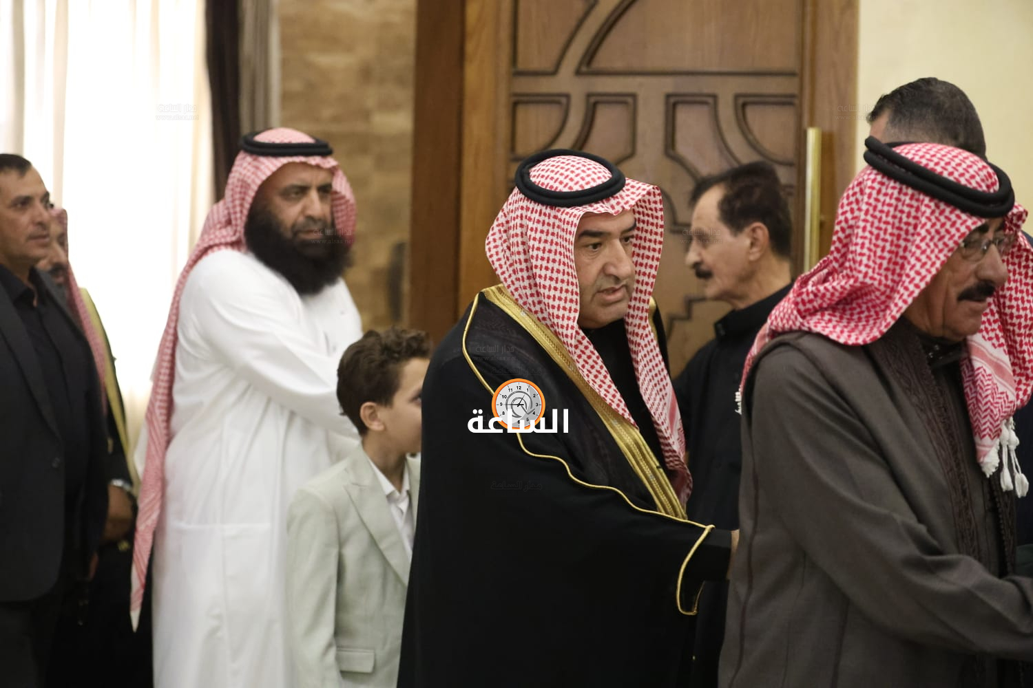 Madar Al-Saa Images 0.21412727848304136