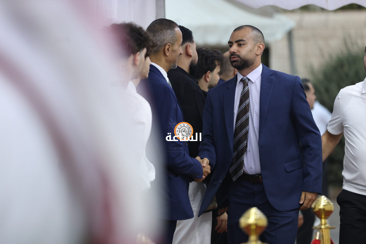 Madar Al-Saa Images 0.8810532731676401