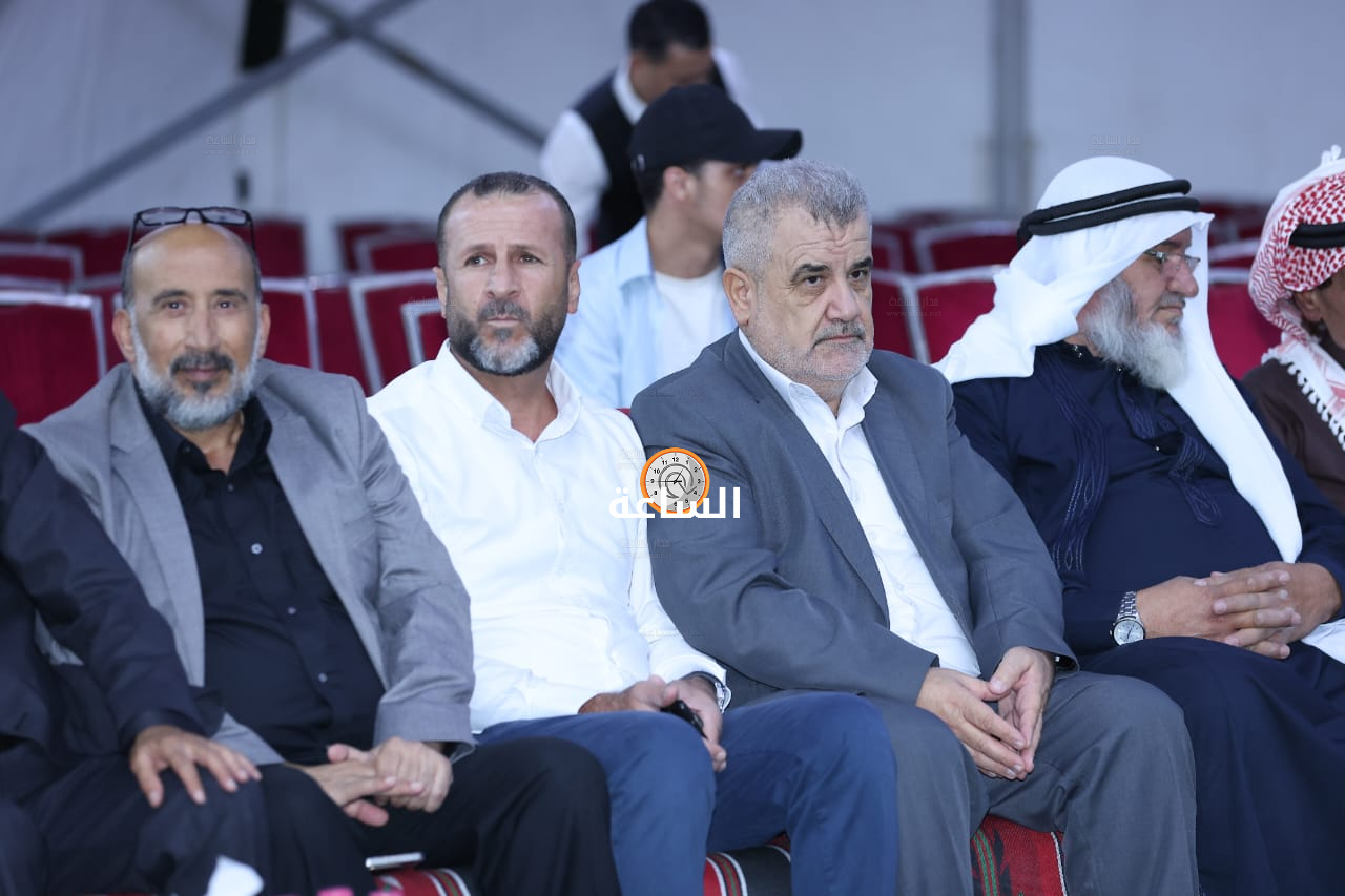 Madar Al-Saa Images 0.6106735520597345