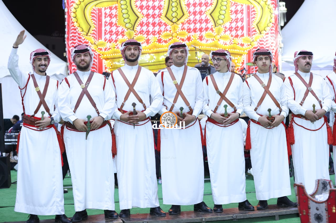 Madar Al-Saa Images 0.9177908050875794