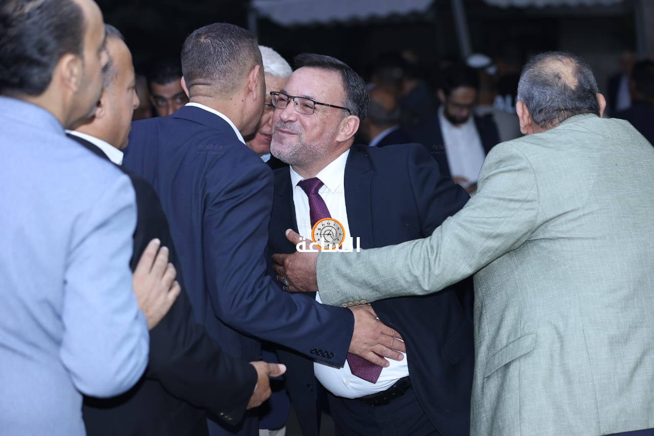 Madar Al-Saa Images 0.8707546815610838