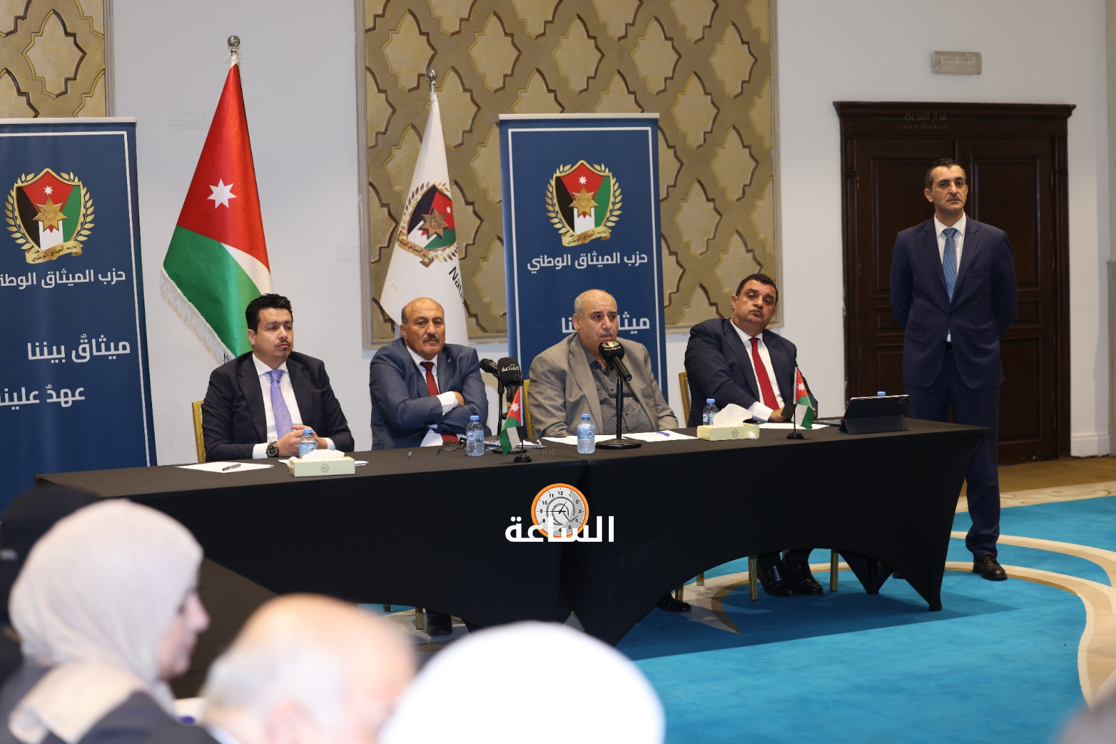 Madar Al-Saa Images 0.3276261560819872