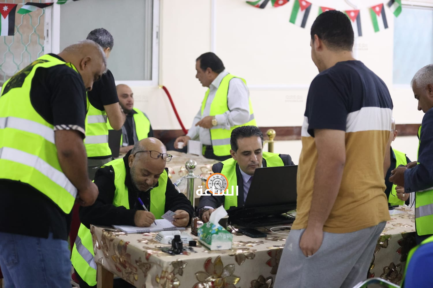 Madar Al-Saa Images 0.5533527297857108