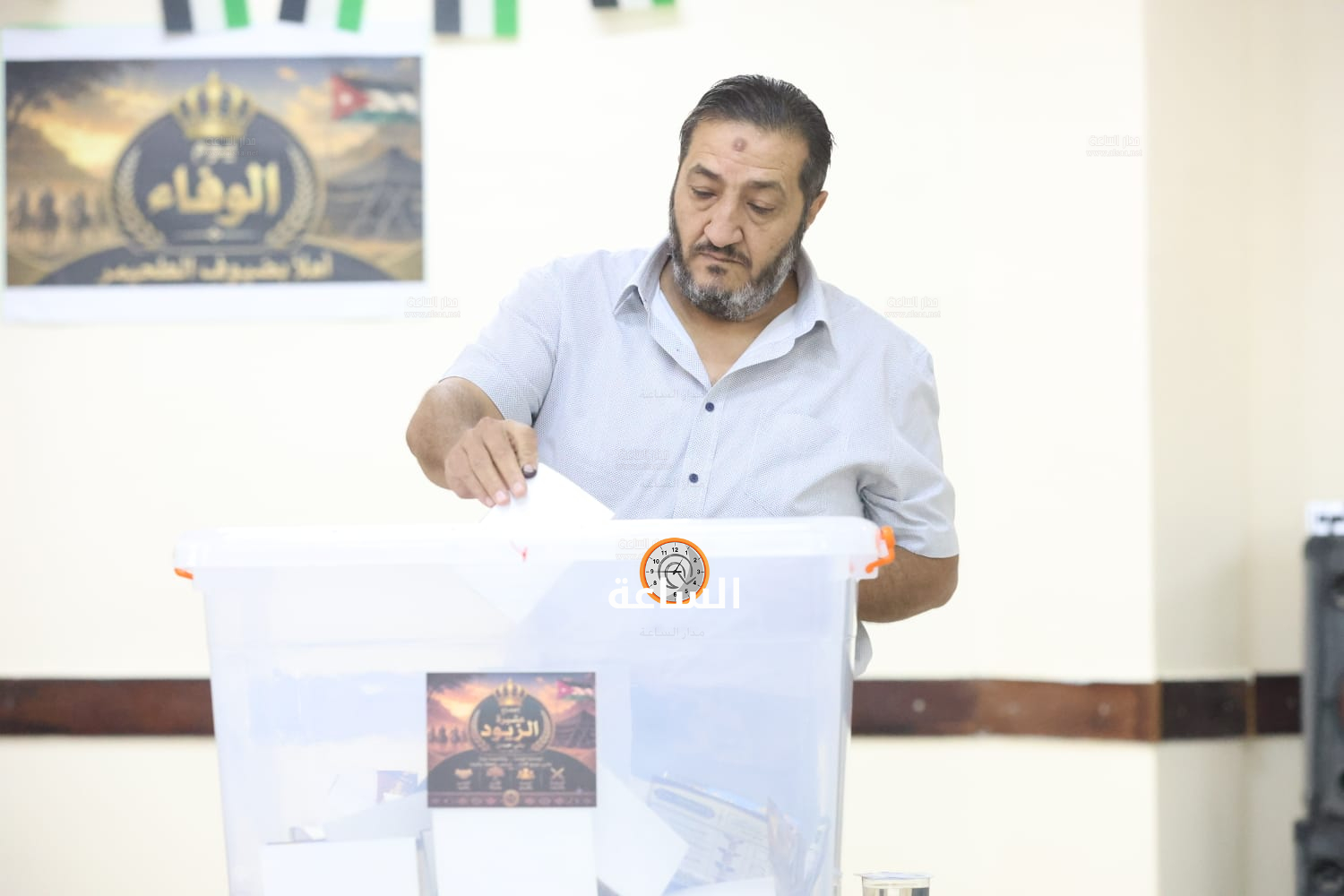 Madar Al-Saa Images 0.41680131738532644