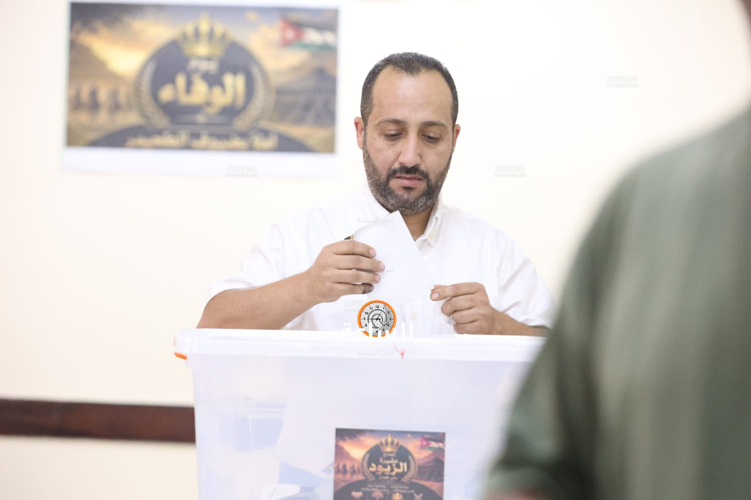 Madar Al-Saa Images 0.3617293346101915
