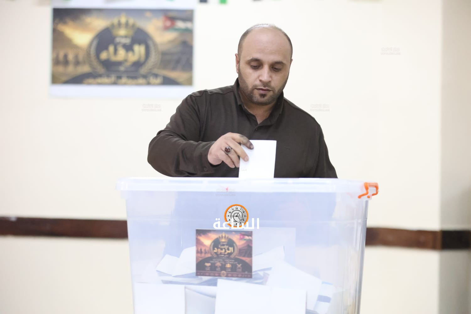Madar Al-Saa Images 0.12061409997668215