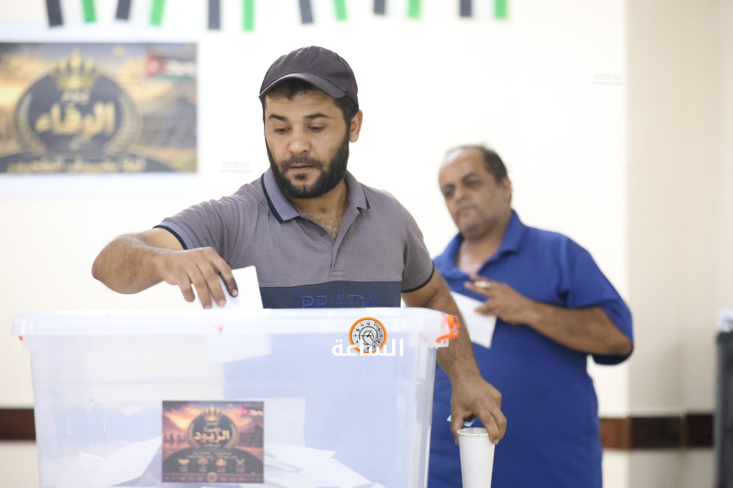 Madar Al-Saa Images 0.6563946666948051