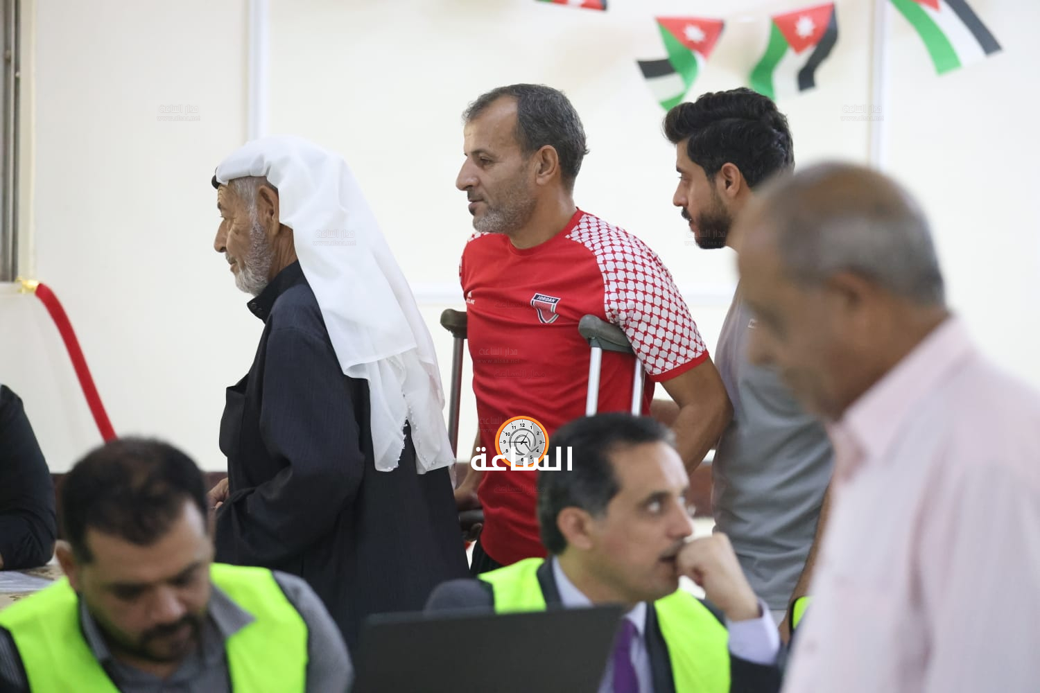 Madar Al-Saa Images 0.4440095118683076