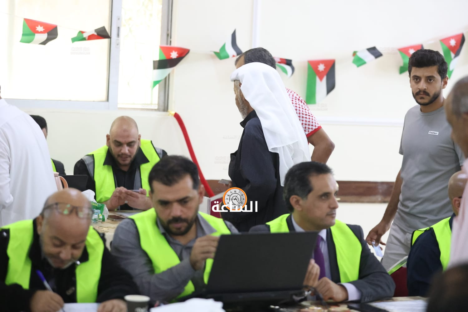 Madar Al-Saa Images 0.9789150202011686
