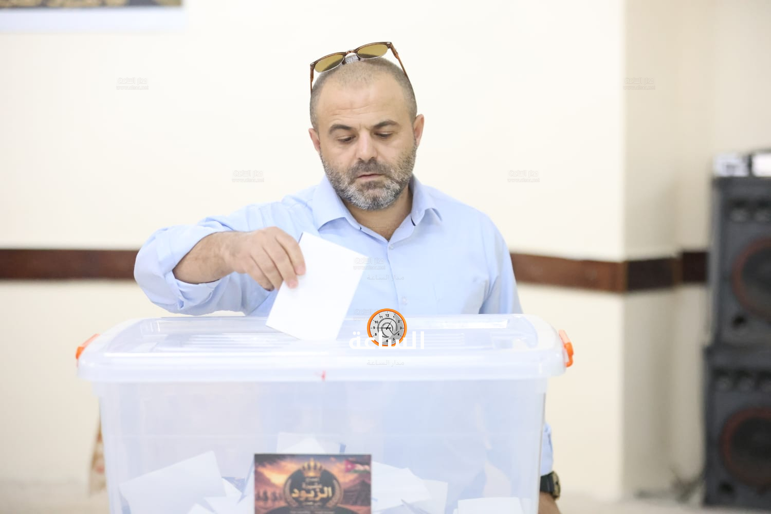 Madar Al-Saa Images 0.6321101466987064