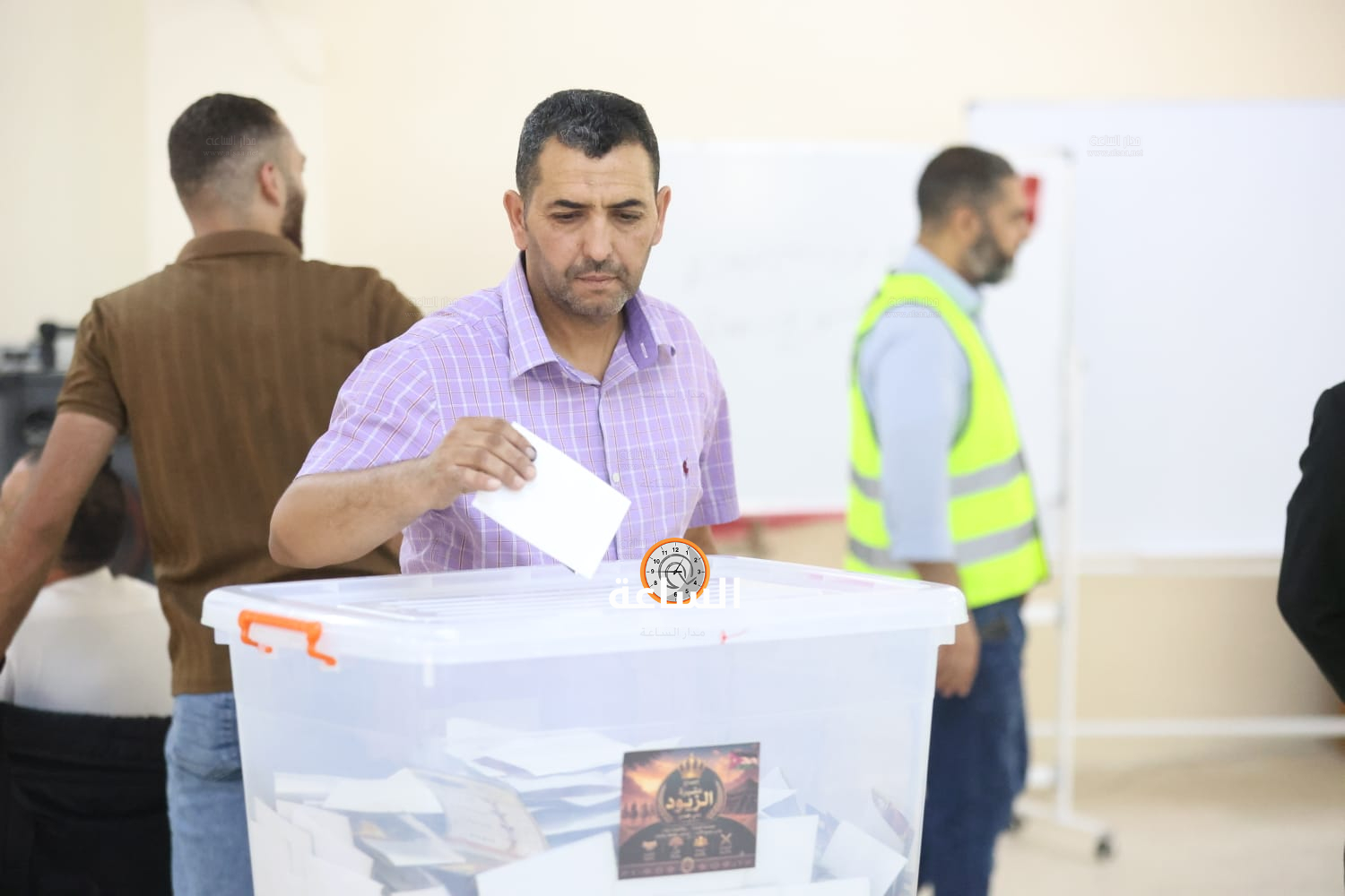 Madar Al-Saa Images 0.030513296030939108