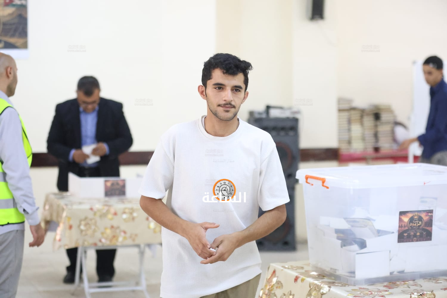 Madar Al-Saa Images 0.4299427827245019