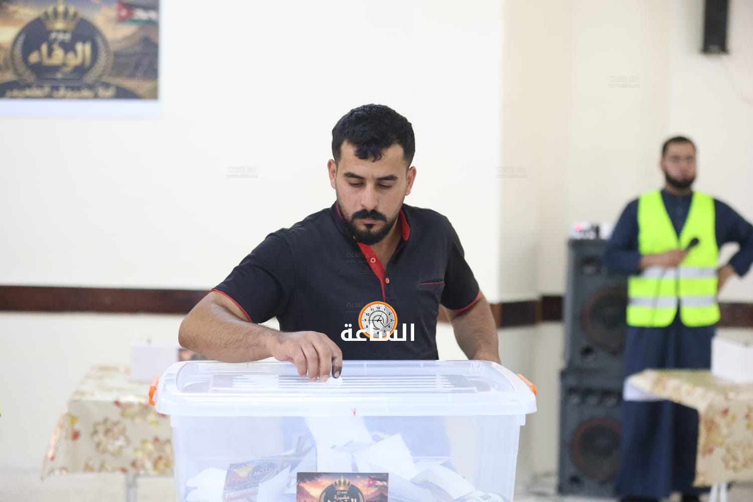 Madar Al-Saa Images 0.11745760013817175