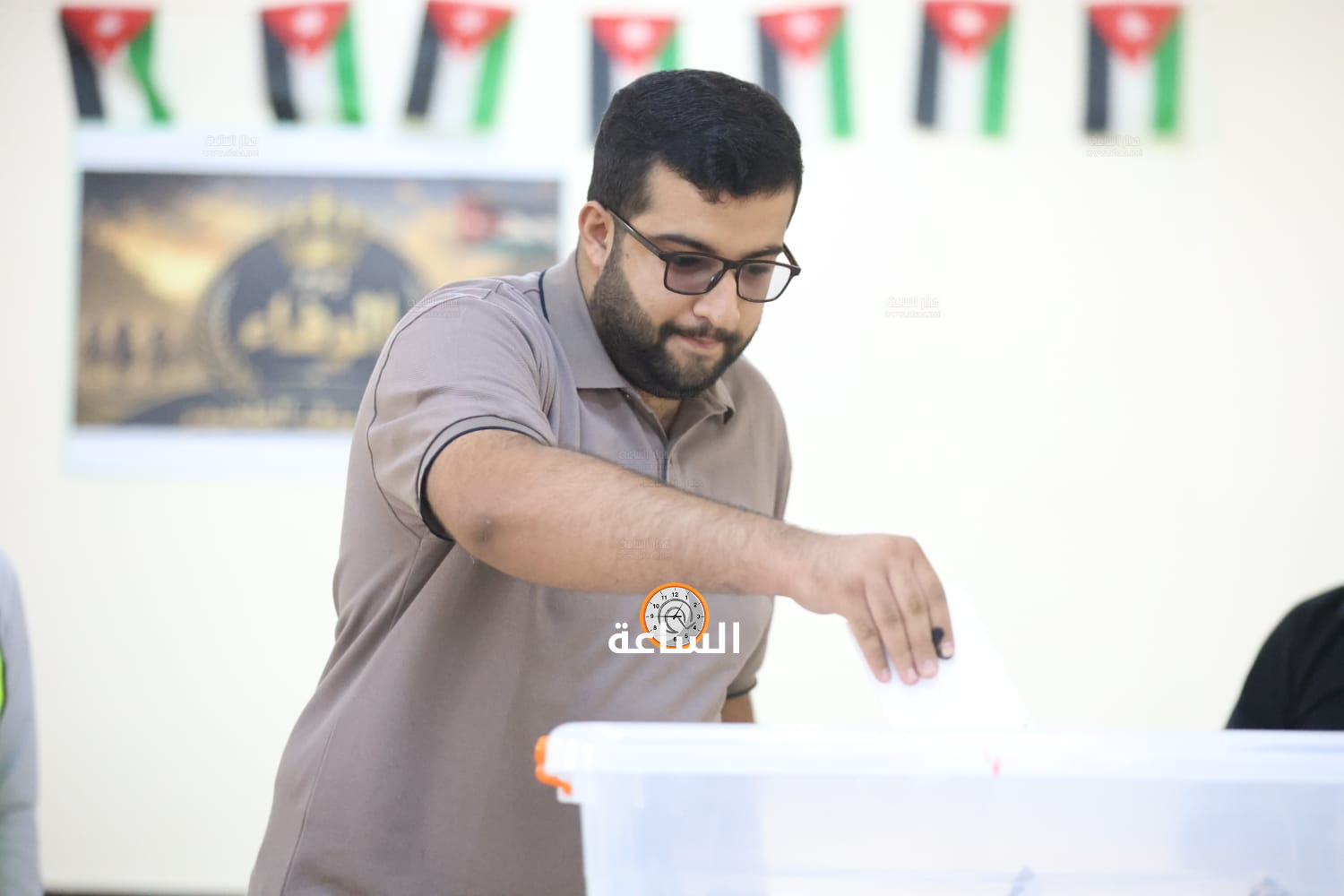 Madar Al-Saa Images 0.8585736014300959
