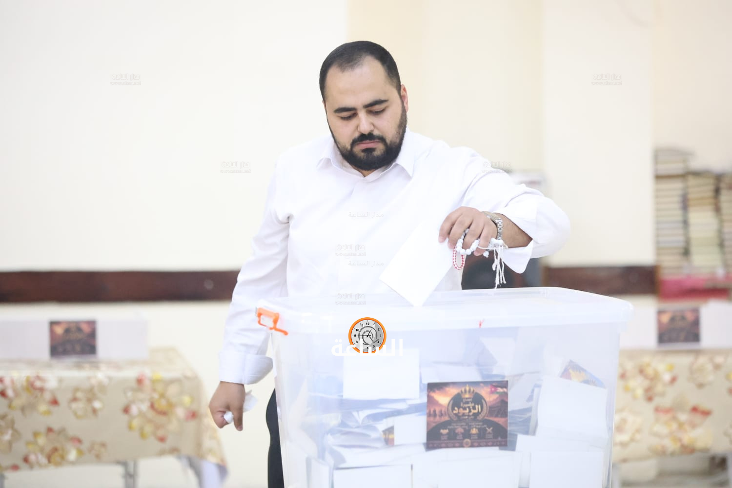 Madar Al-Saa Images 0.1776028095718366