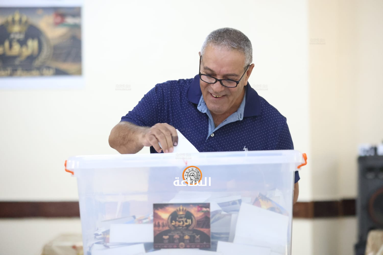 Madar Al-Saa Images 0.0955127791096485