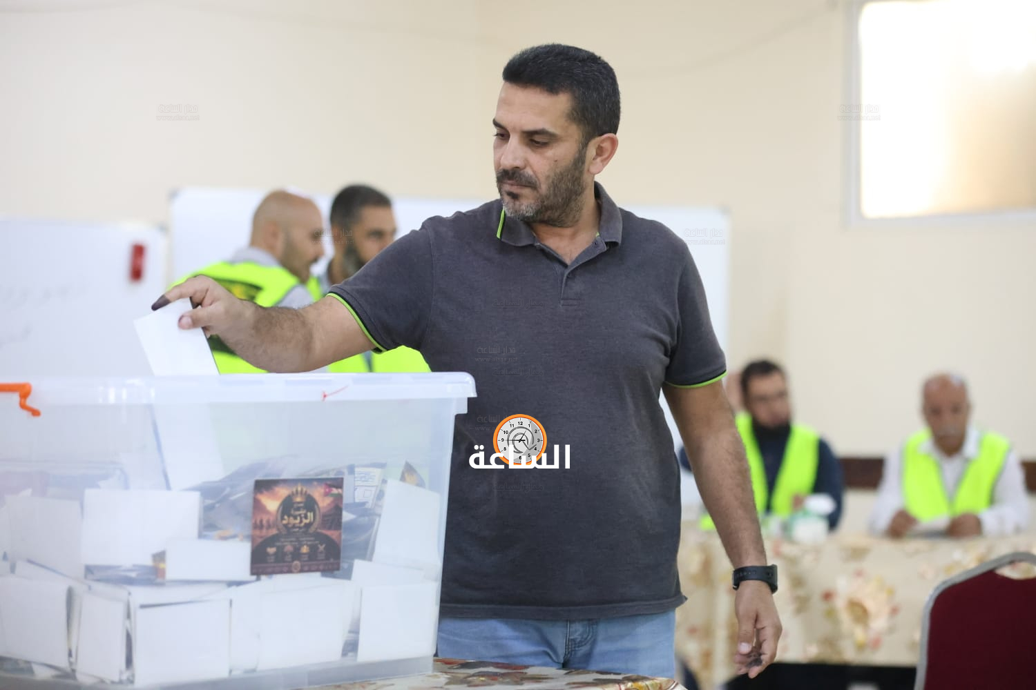 Madar Al-Saa Images 0.3282719514546264
