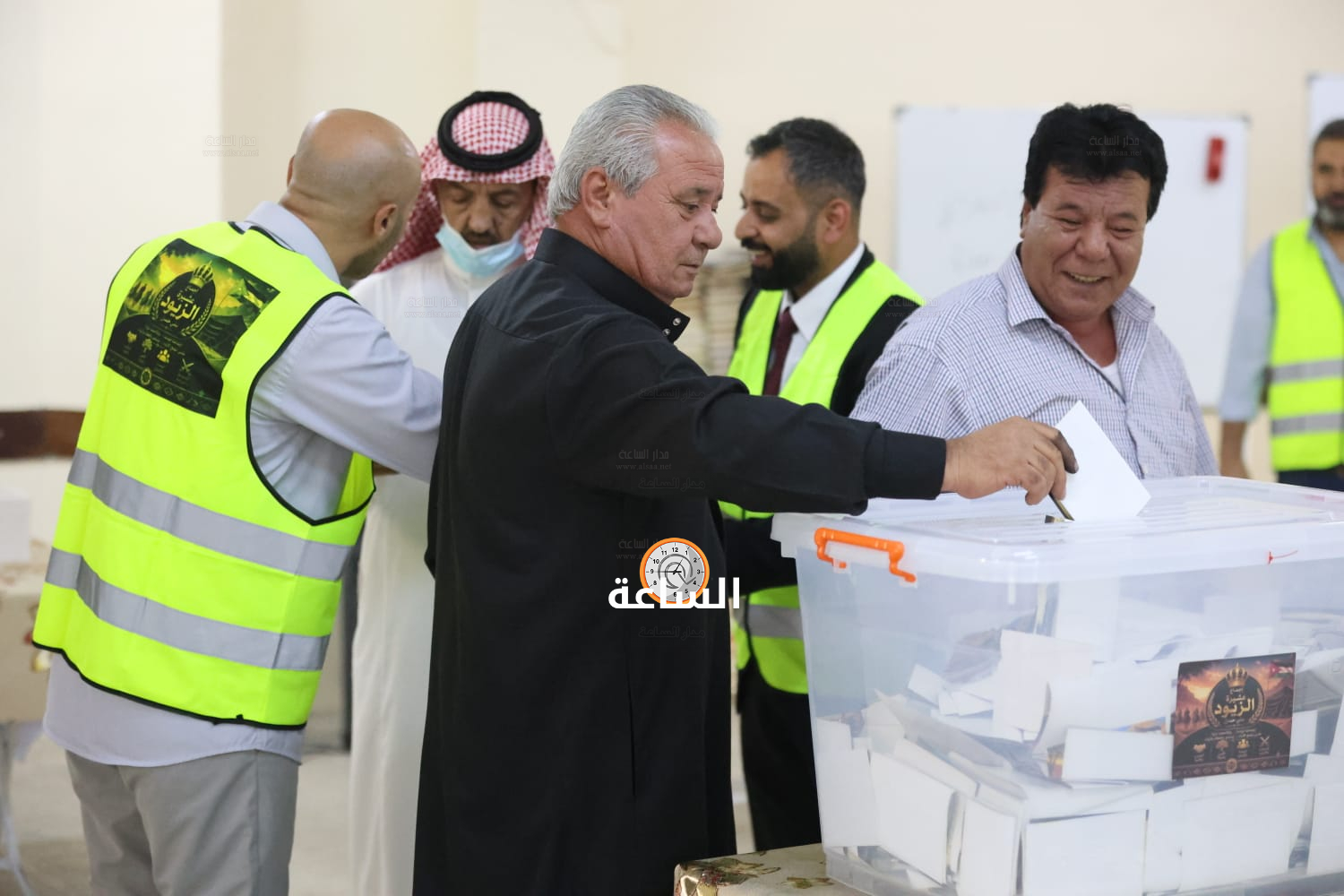 Madar Al-Saa Images 0.960691453054329