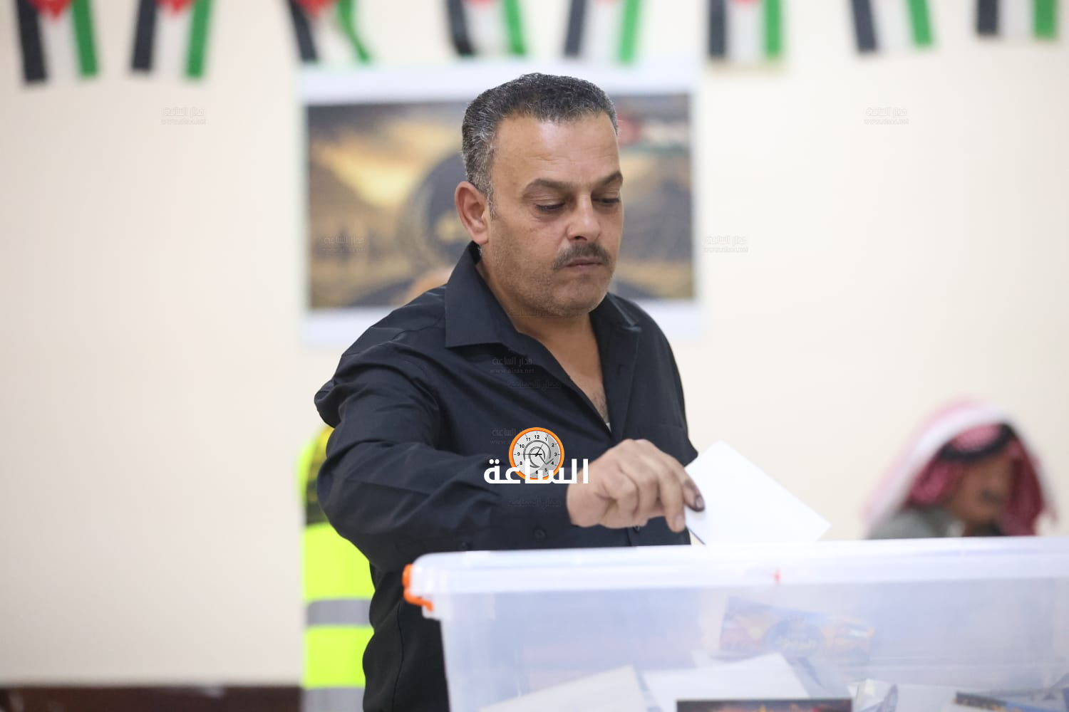 Madar Al-Saa Images 0.09615803723240313