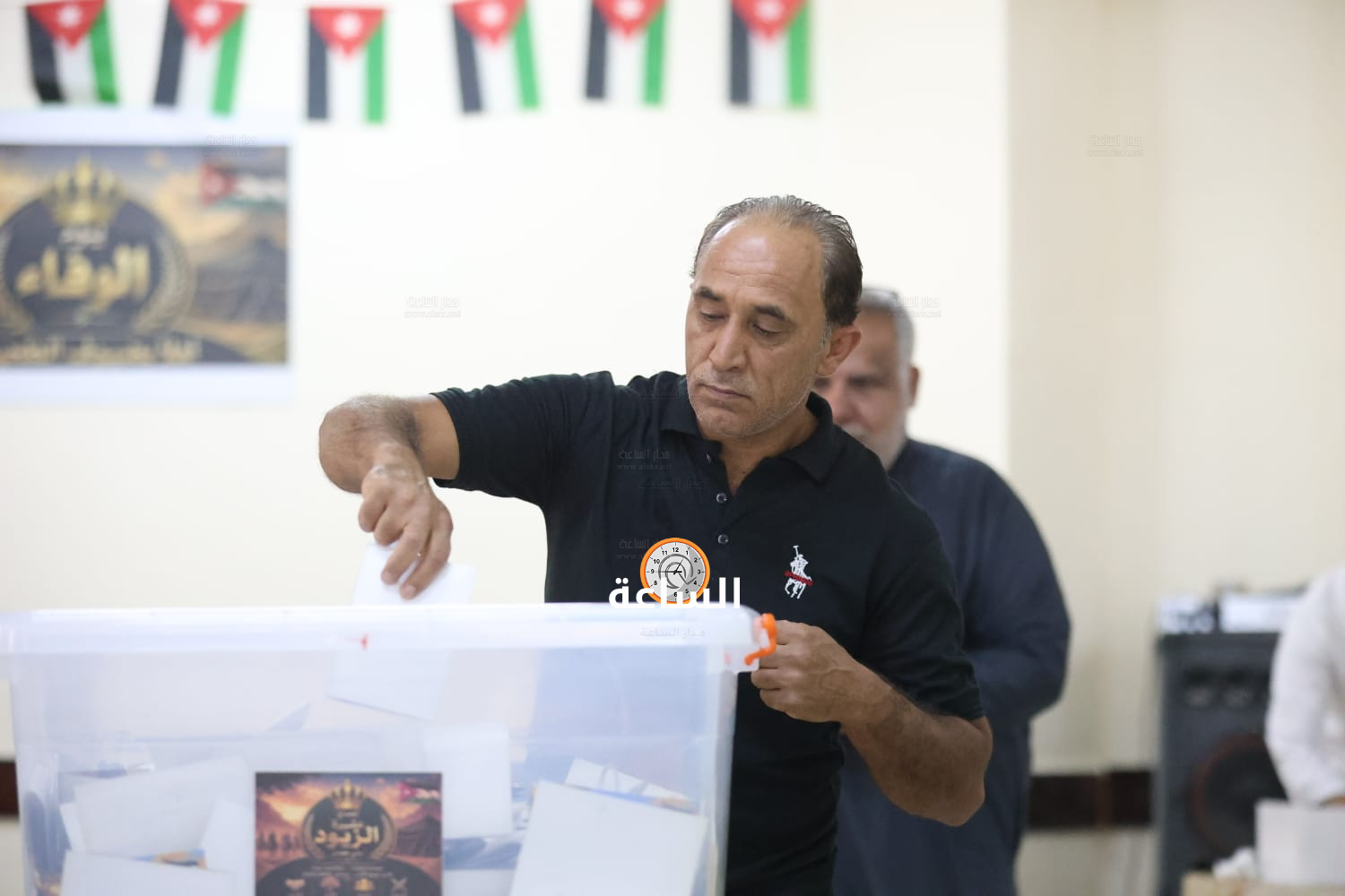 Madar Al-Saa Images 0.6274105463326242
