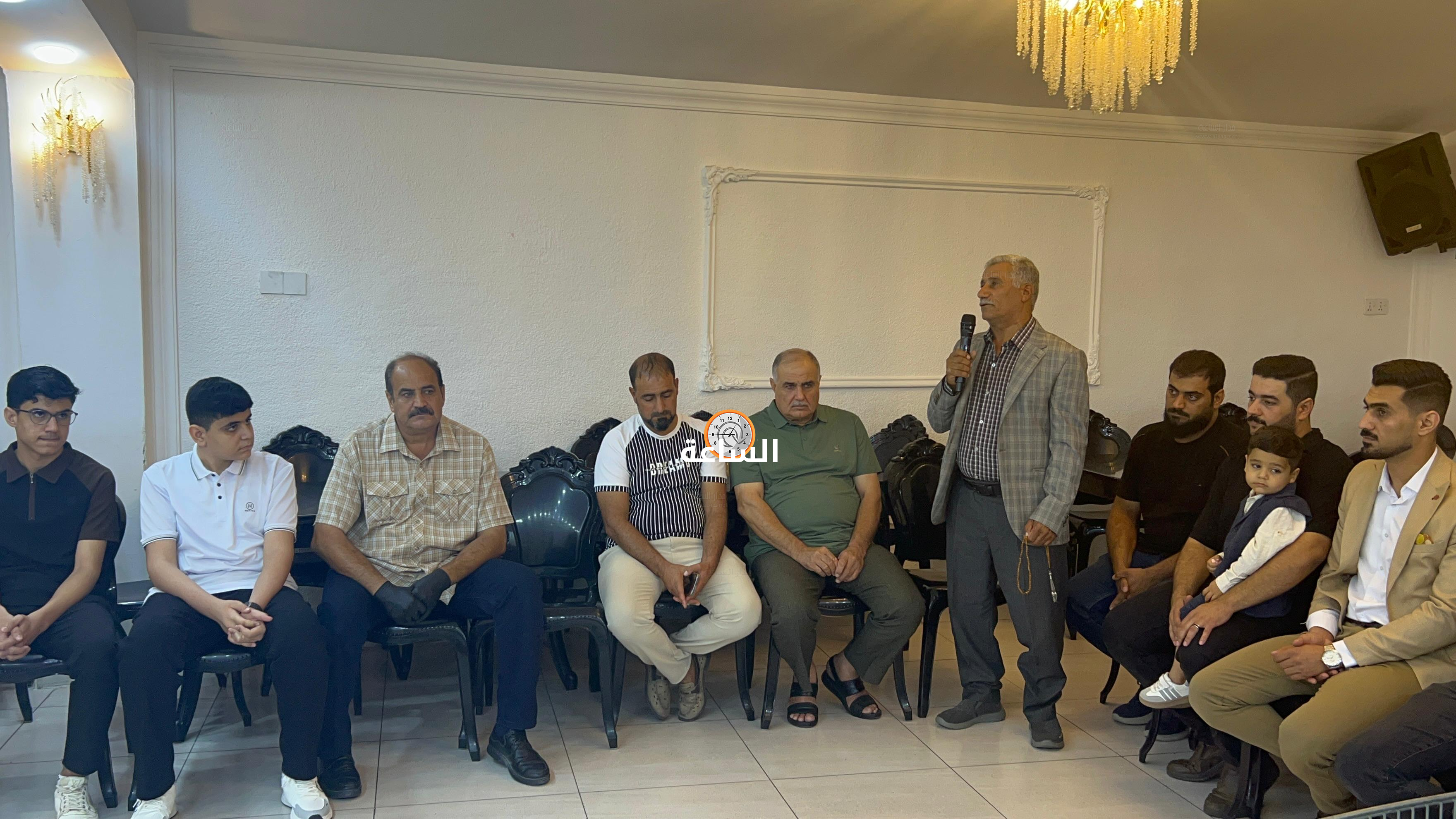 Madar Al-Saa Images 0.009279015036074534