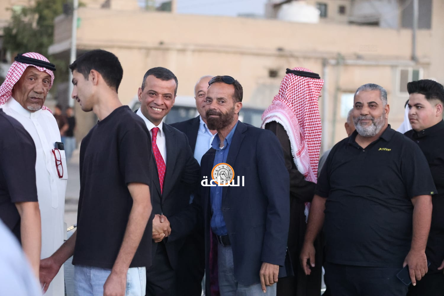 Madar Al-Saa Images 0.49995818482198584