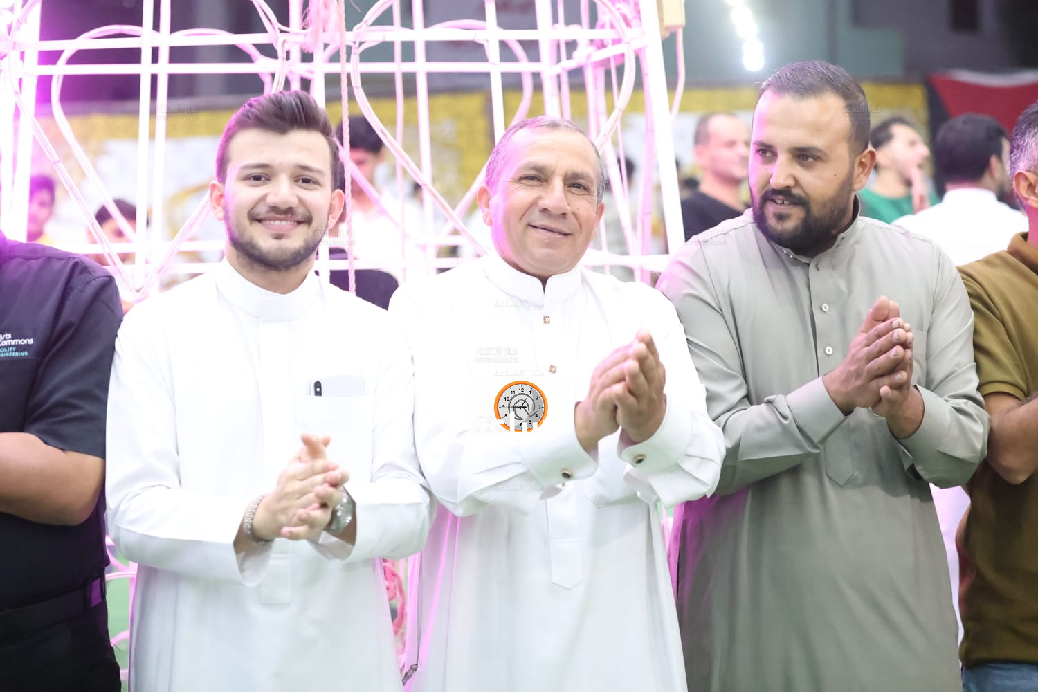 Madar Al-Saa Images 0.4527348097517926